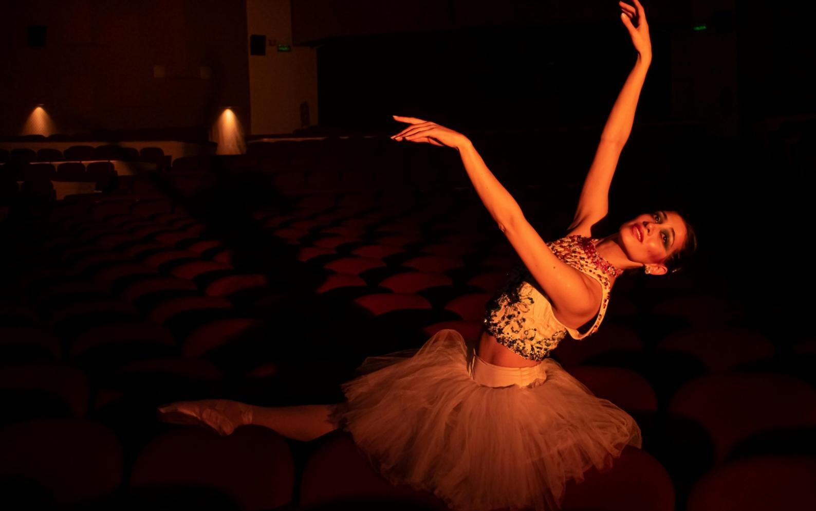 Momento di pratica coreografica in studio